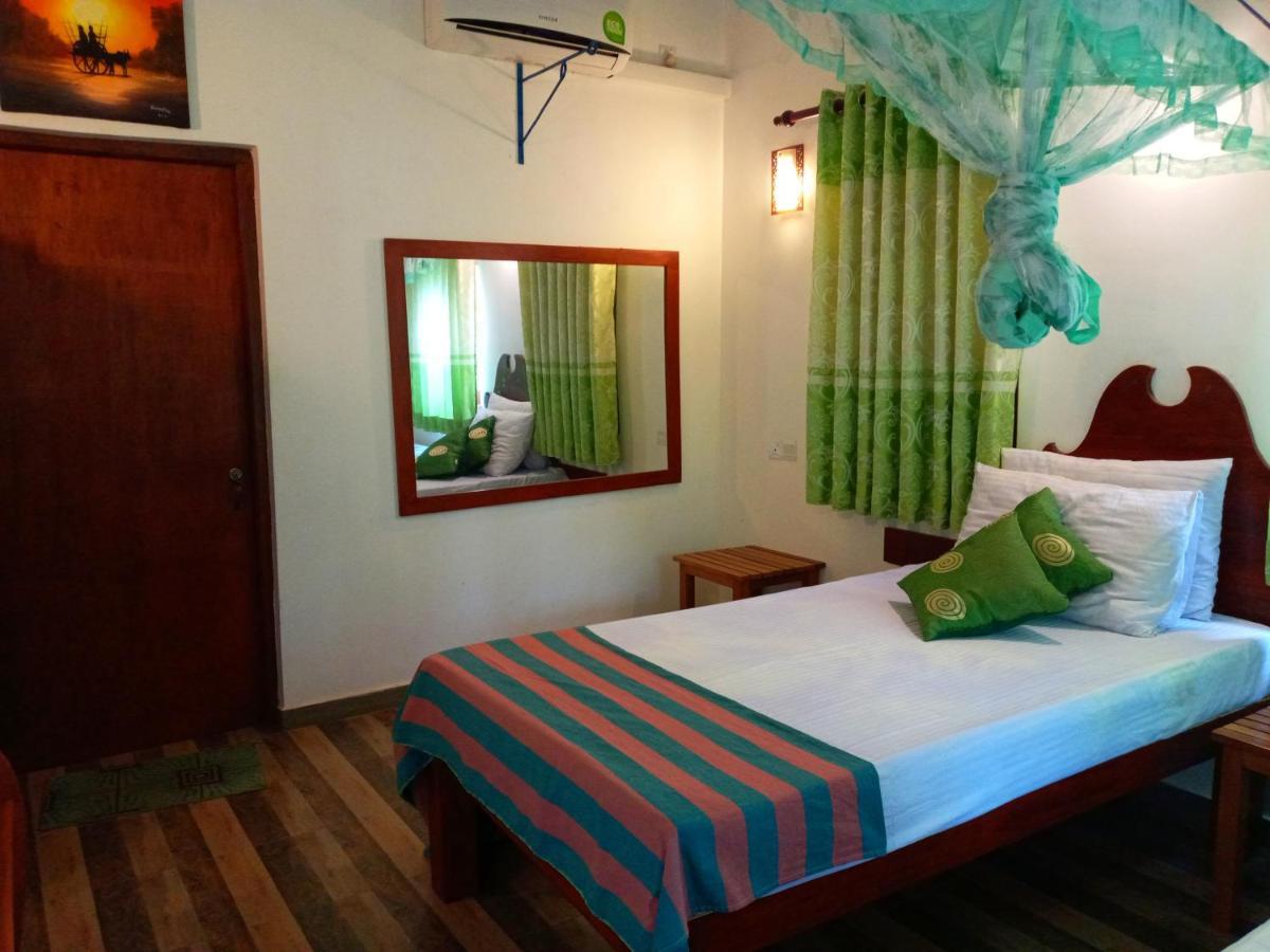 Hideaway Homestay Habarana Eksteriør billede