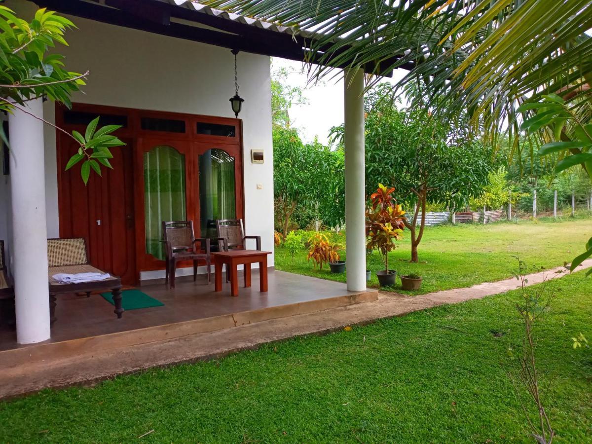 Hideaway Homestay Habarana Eksteriør billede